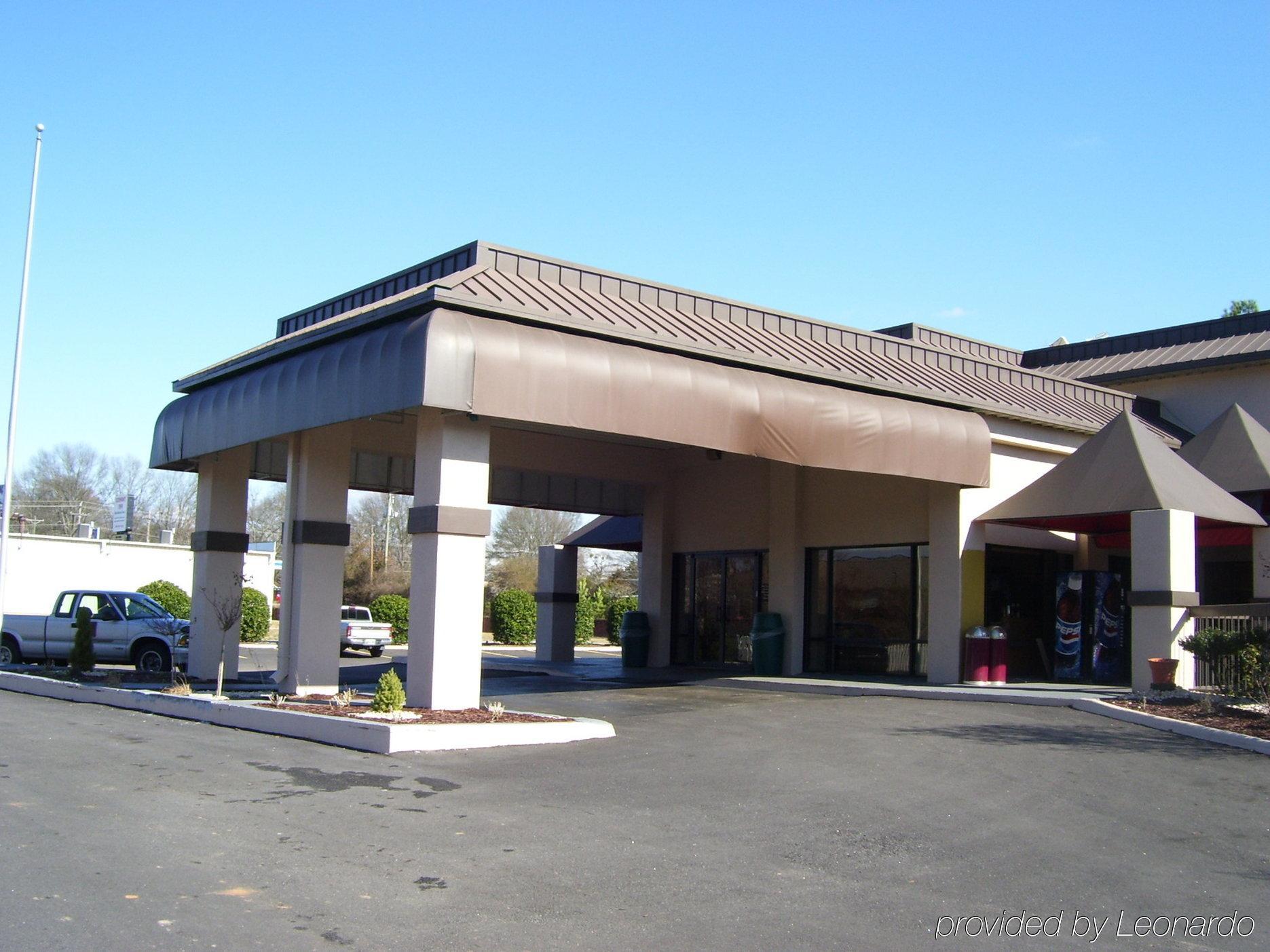 Rodeway Inn Грийнууд Екстериор снимка